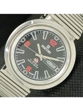 Vintage 1978 Ricoh Automatic Mens Silver Watch W/daydate & Red accents